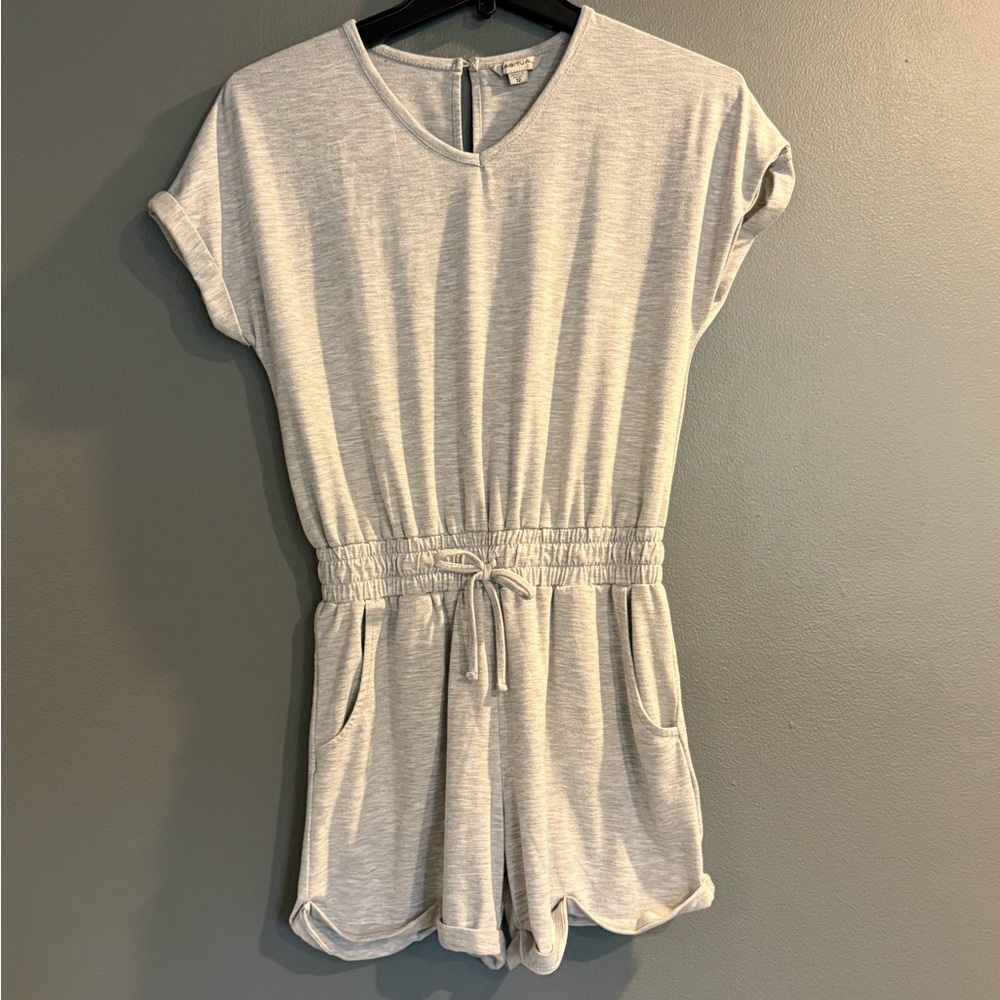 *GENTLY WORN* Habitual Girl Size 12 Cinched Waist Romper